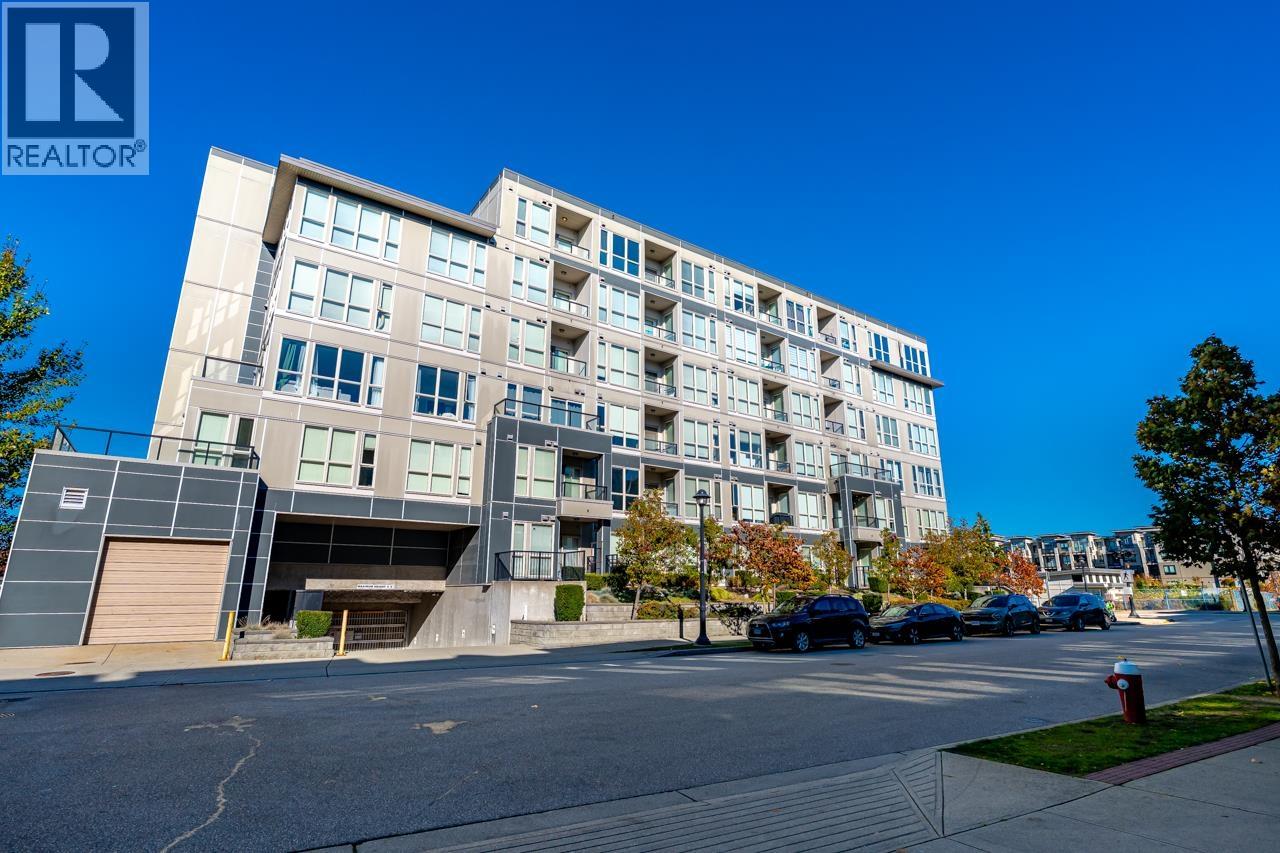 597 4133 STOLBERG STREET, Richmond - Image 1