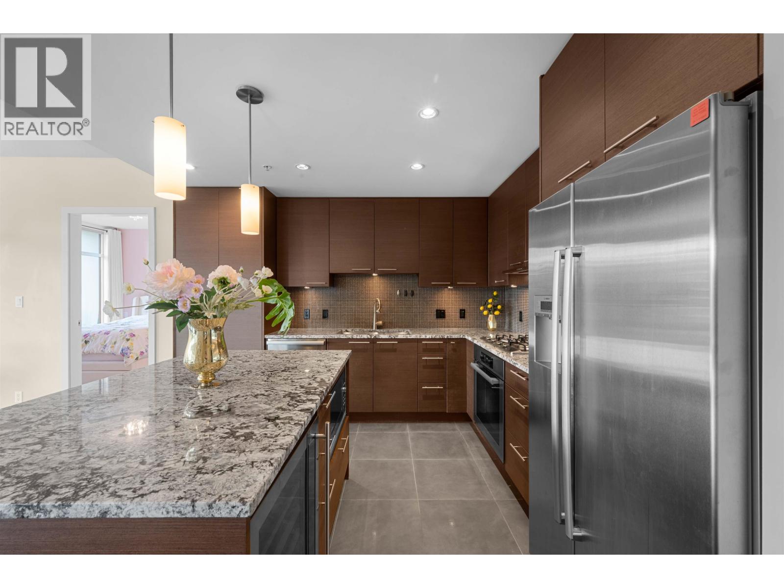 903 6168 WILSON AVENUE, Burnaby - Image 1