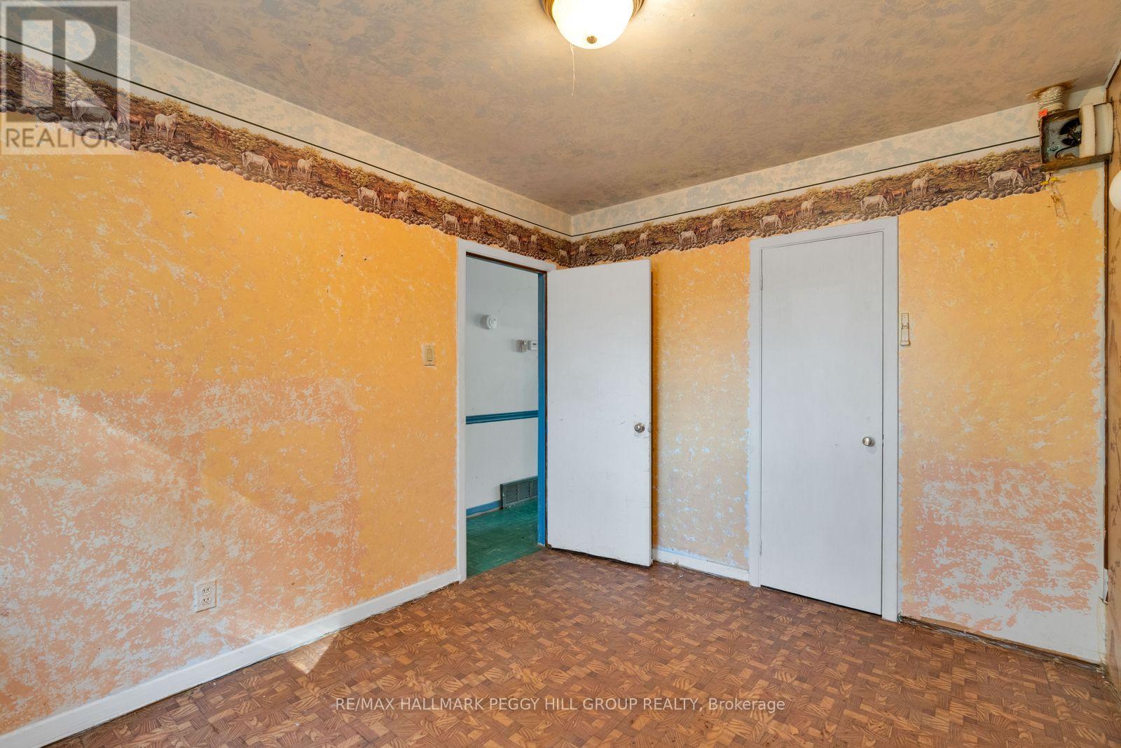 24 Lee Avenue, Essa, ON photo 6