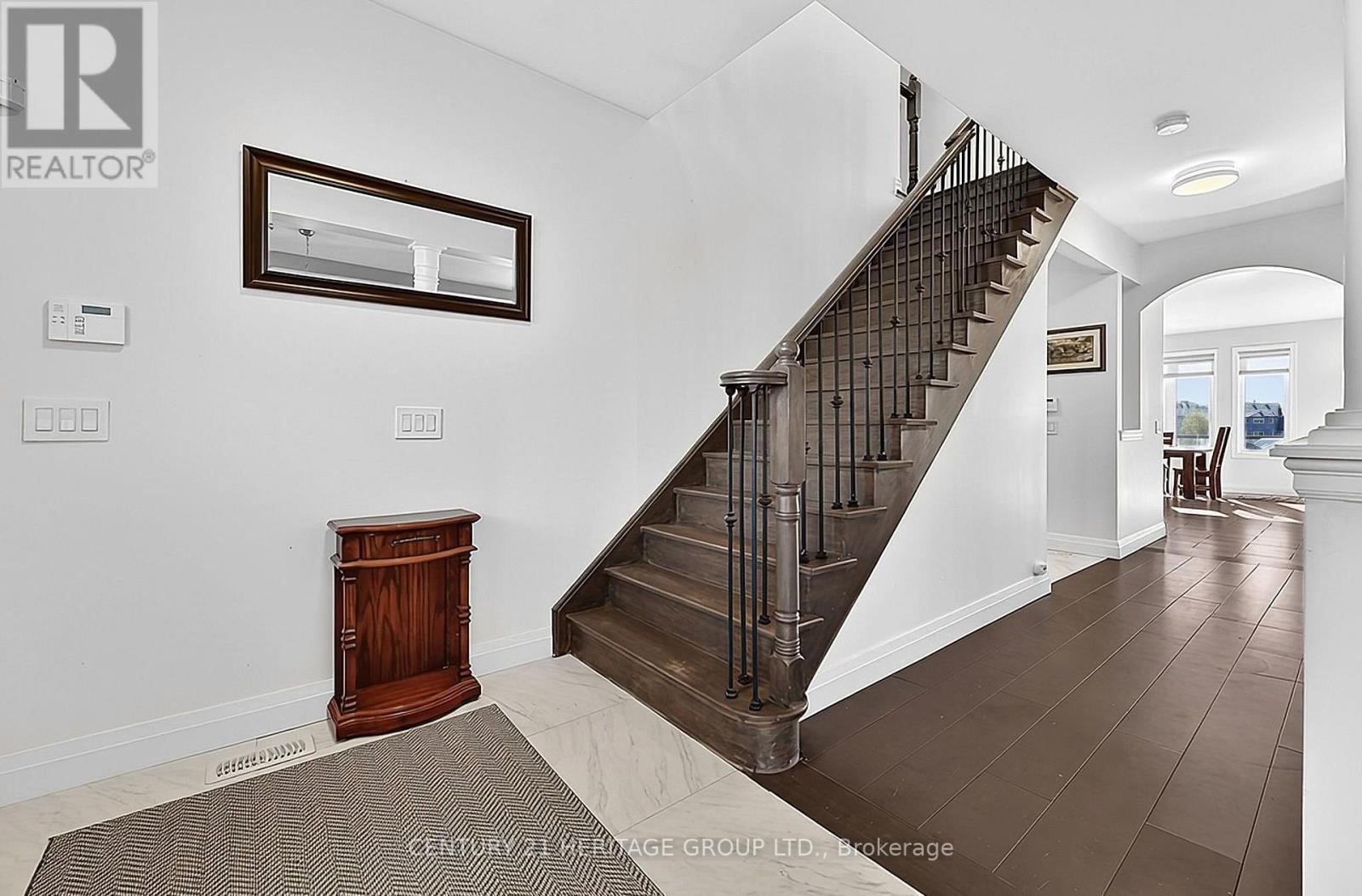 67 Manor Forest Road, East Gwillimbury, ON photo 21