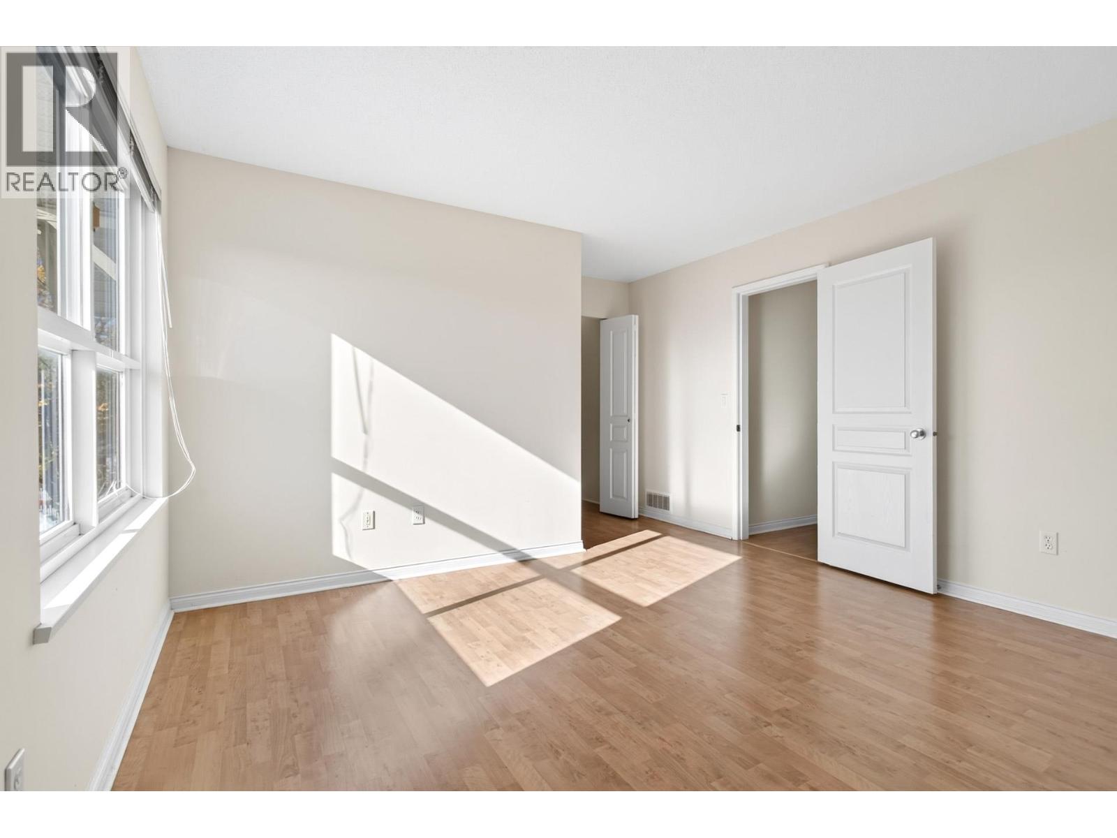 111 FOUNDRY ROW, New Westminster - Image 1