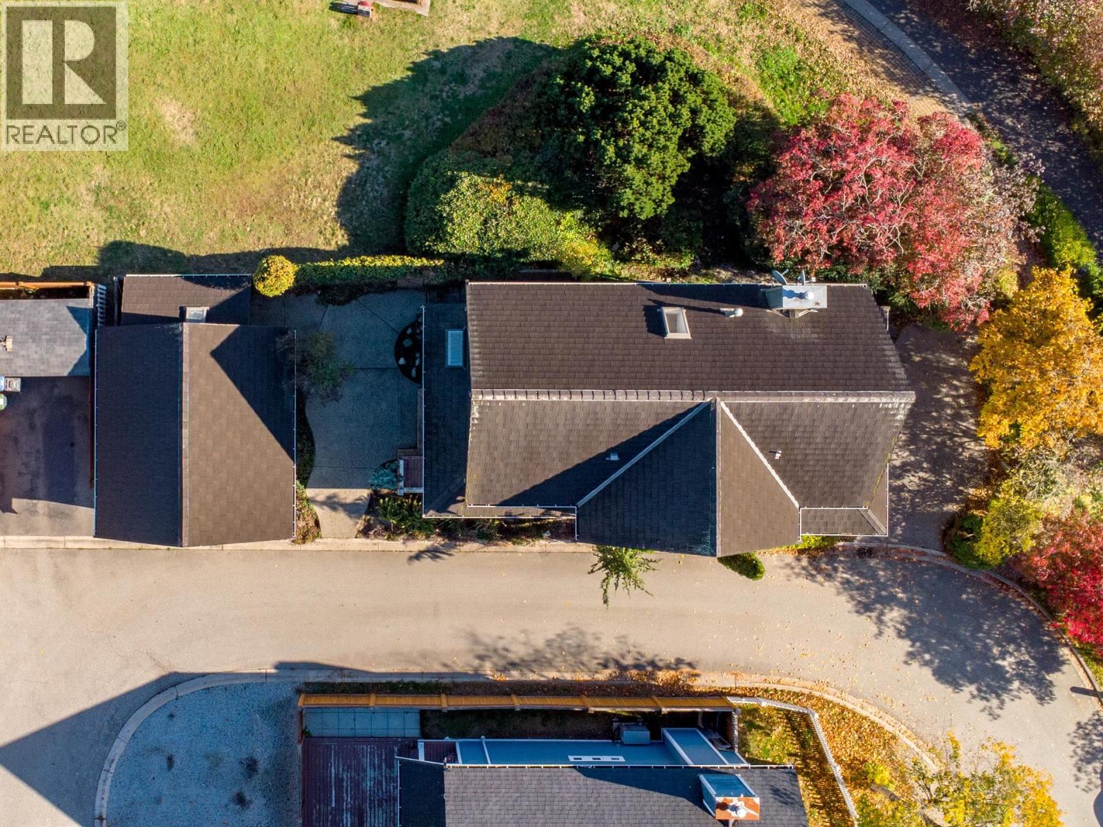 111 FOUNDRY ROW, New Westminster - Image 1