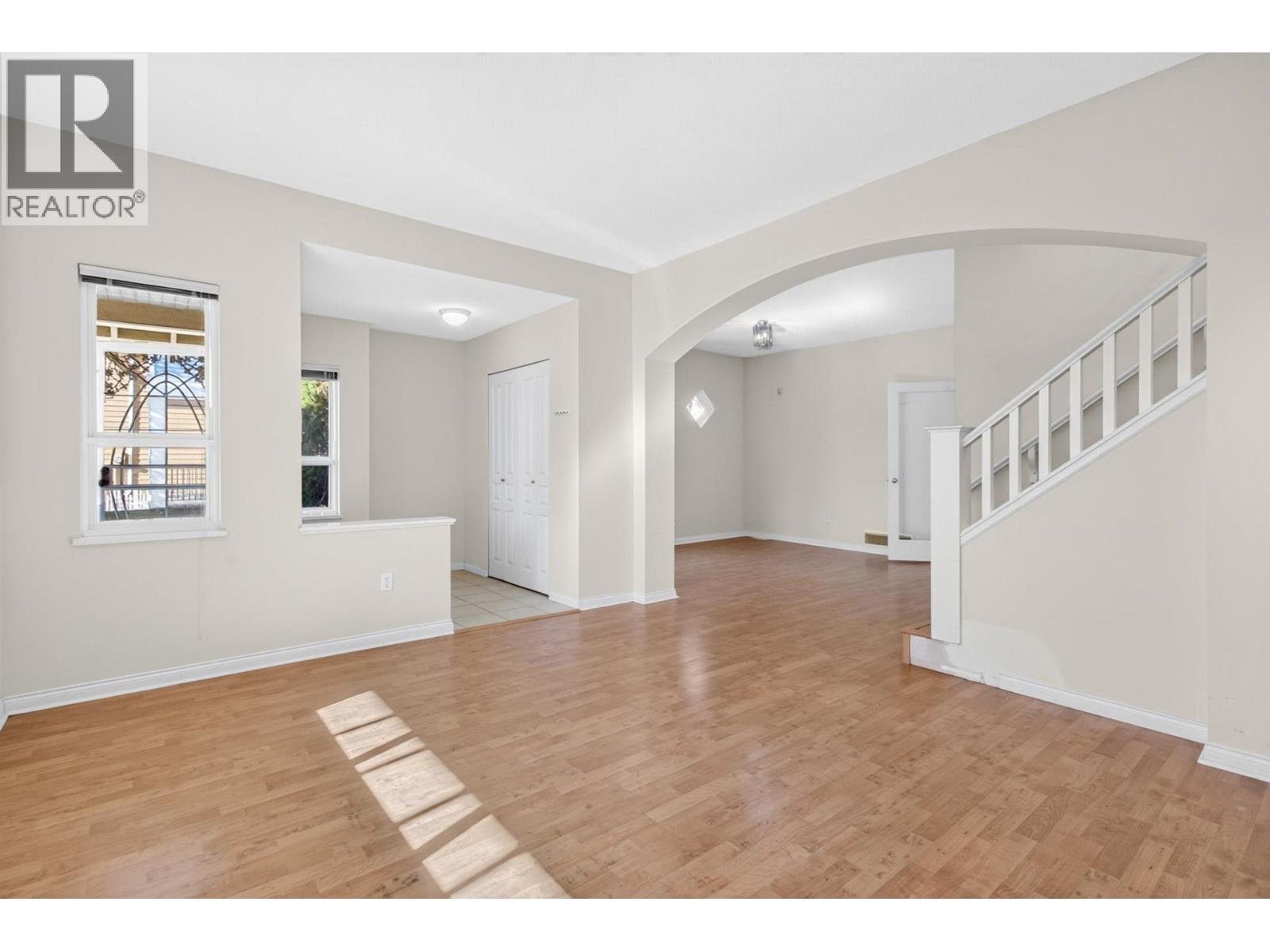 111 FOUNDRY ROW, New Westminster - Image 1