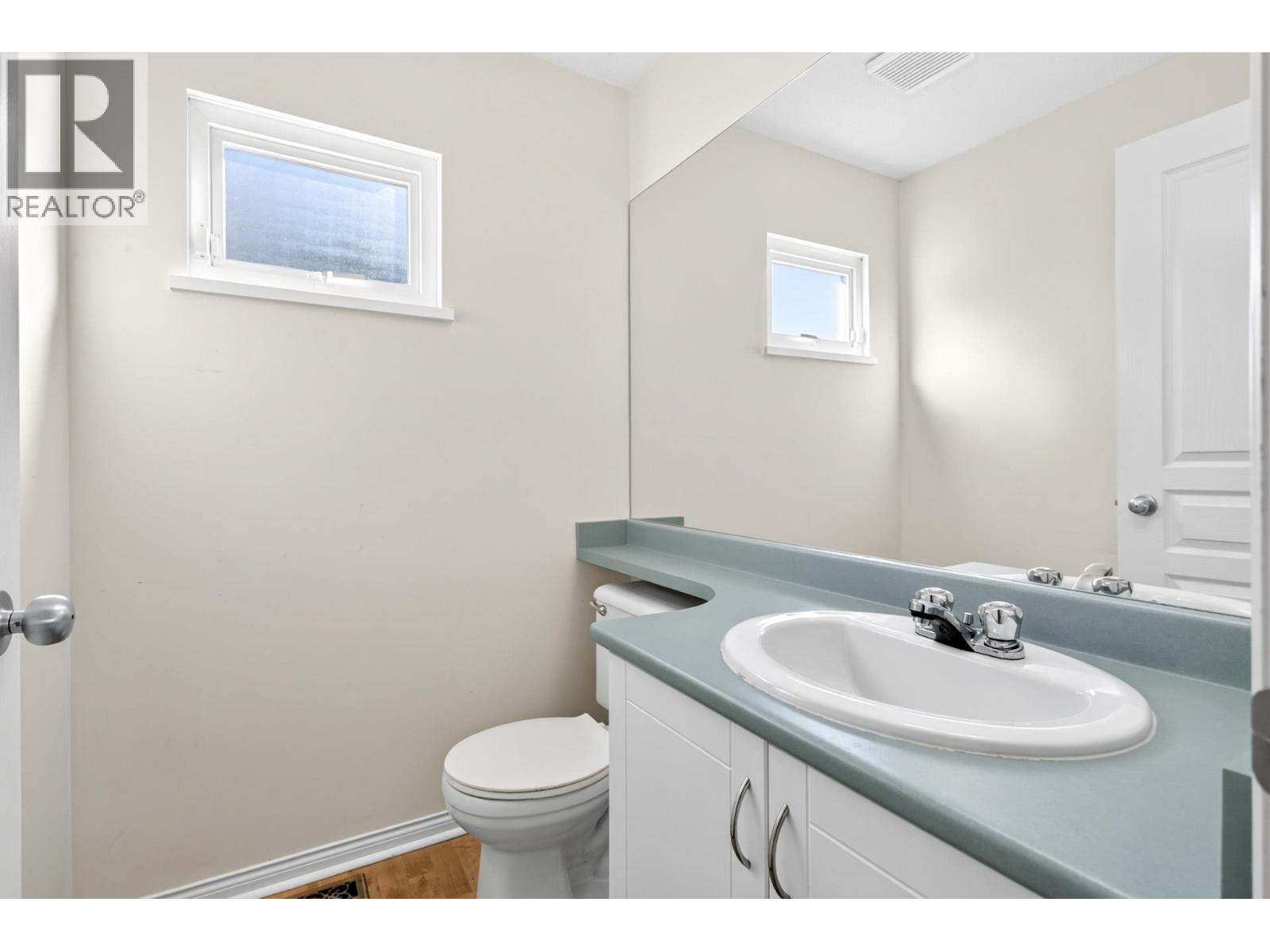 111 FOUNDRY ROW, New Westminster - Image 1
