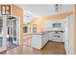 111 Foundry Row, New Westminster, BC V3M6X5 Photo 10