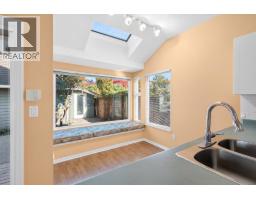 111 Foundry Row, New Westminster, BC V3M6X5 Photo 13