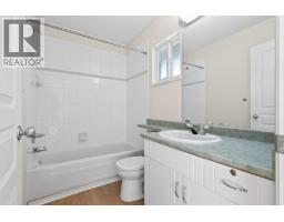111 Foundry Row, New Westminster, BC V3M6X5 Photo 19
