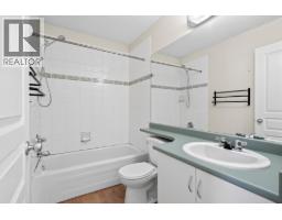 111 Foundry Row, New Westminster, BC V3M6X5 Photo 23