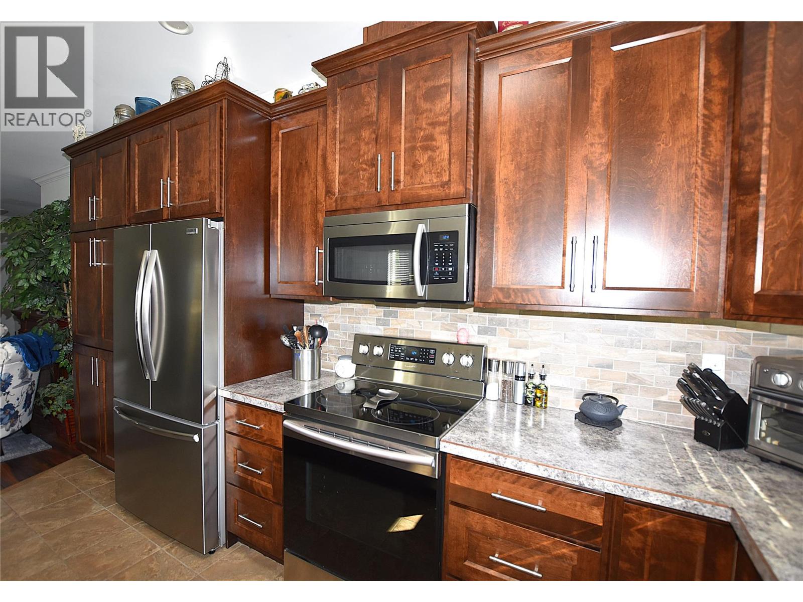 259 Grouse Avenue - 12