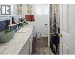 Bedroom - 682 Alberni Avenue, Kamloops, BC V2B1T1 Photo 9