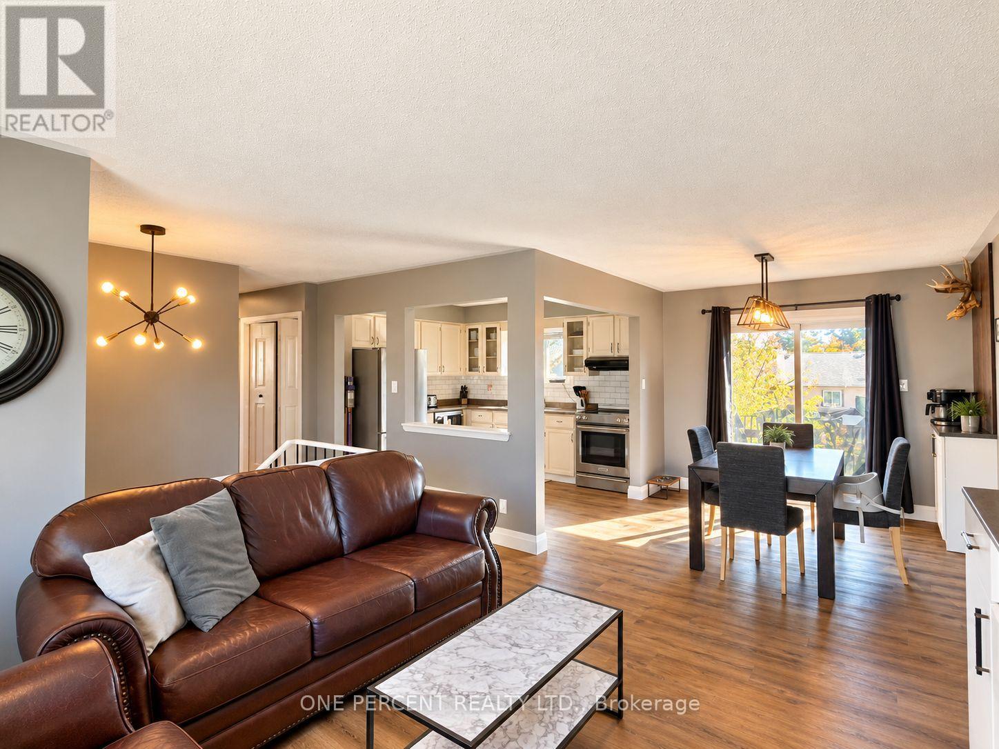 68 CINDY LEE Crescent, Orillia, ON photo 9