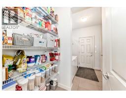 743 Shawnee Drive Sw, Calgary, AB T2Y1V6 Photo 21