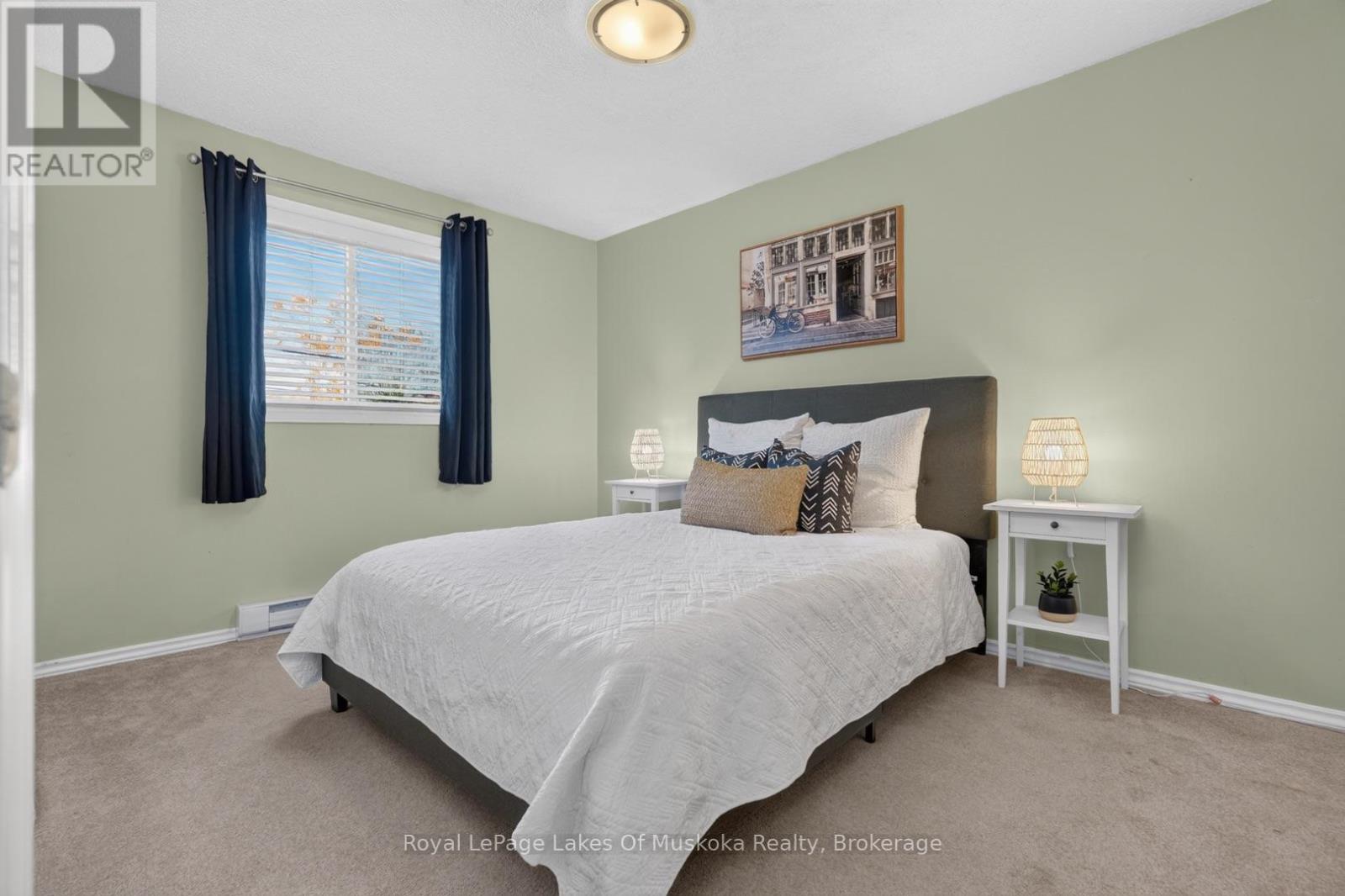 9 SHAW CRESCENT - 19