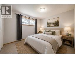 Bedroom - 5716 53 Street, Taber, AB T1G1W5 Photo 8