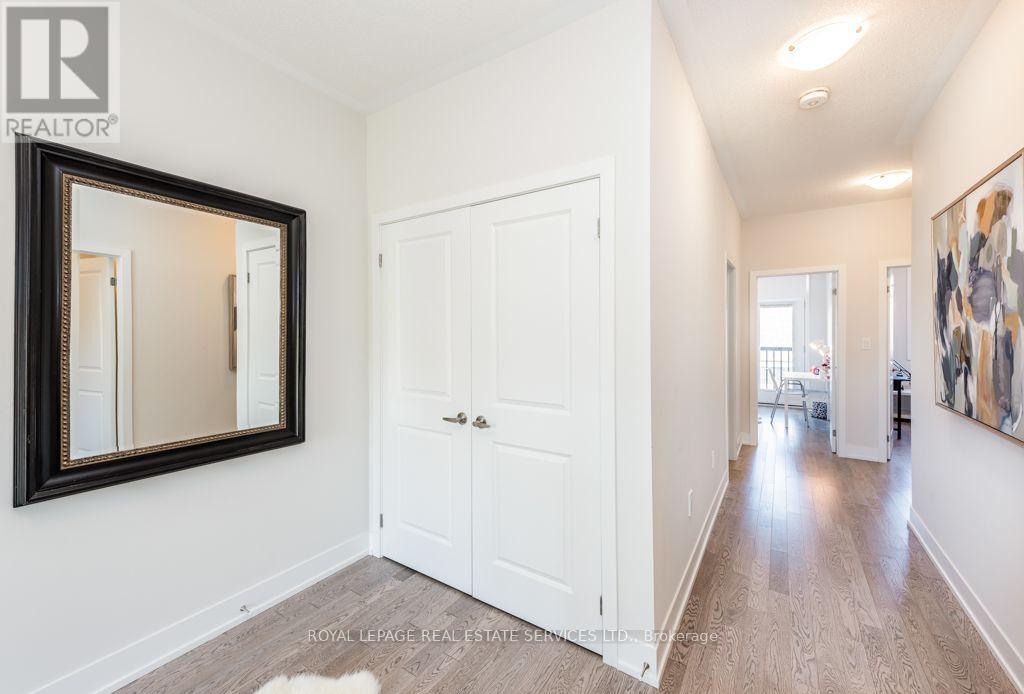 1444 Yellow Rose Circle, Oakville, ON photo 34