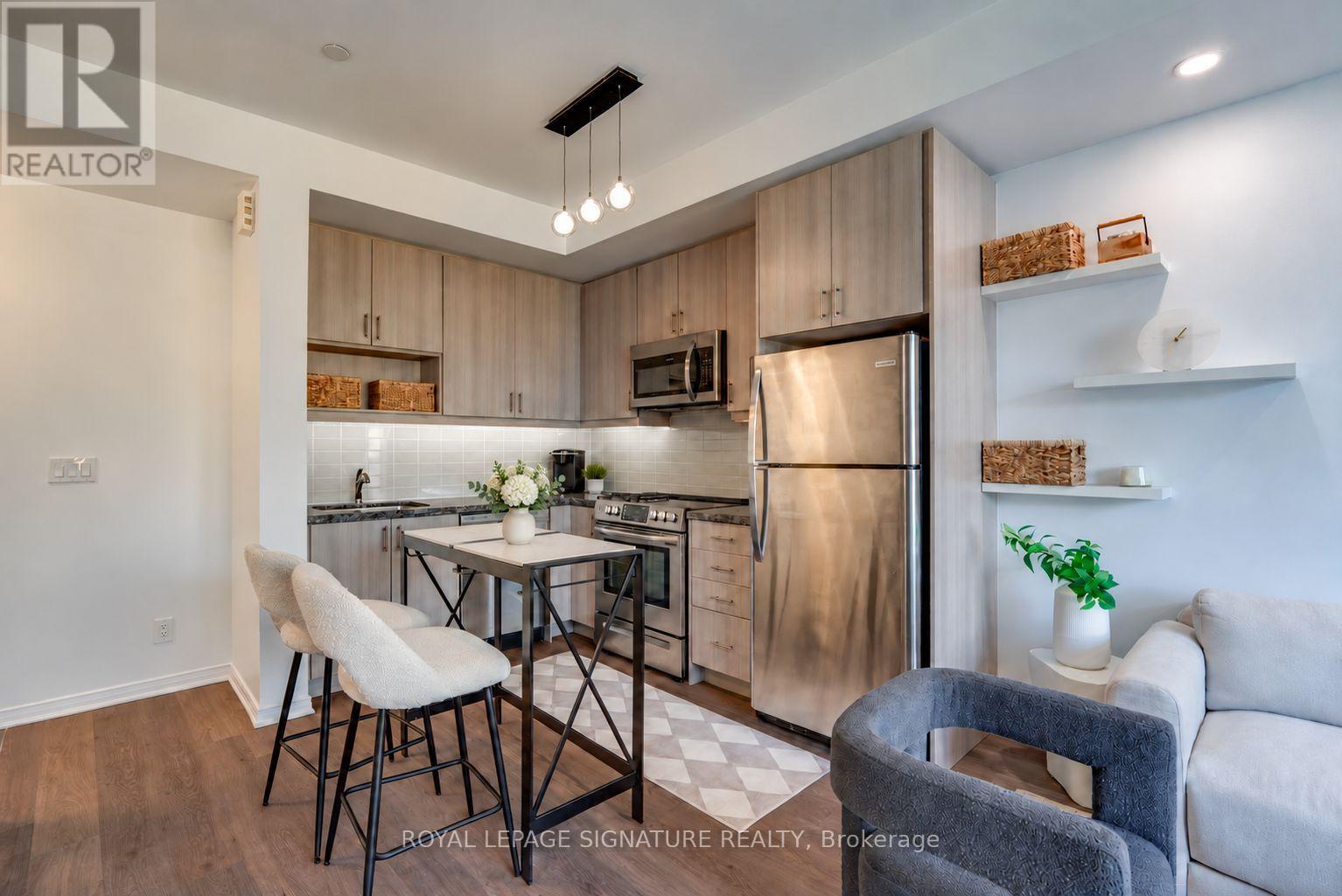 304- 1150 Briar Hill Avenue, Toronto, ON photo 6