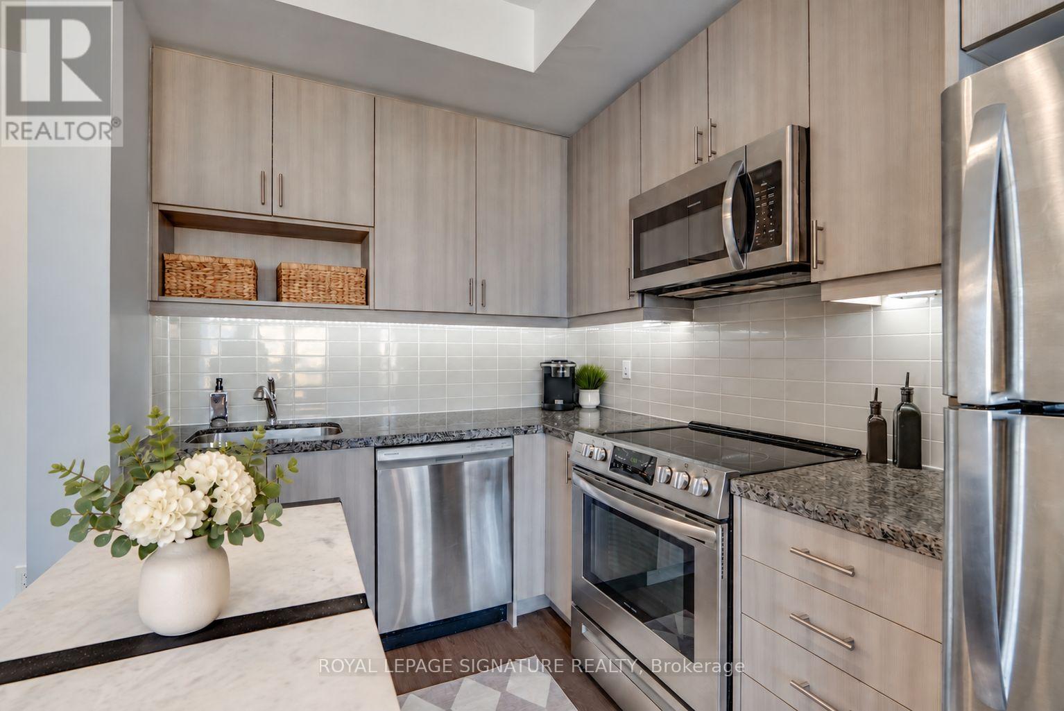 304- 1150 Briar Hill Avenue, Toronto, ON photo 7
