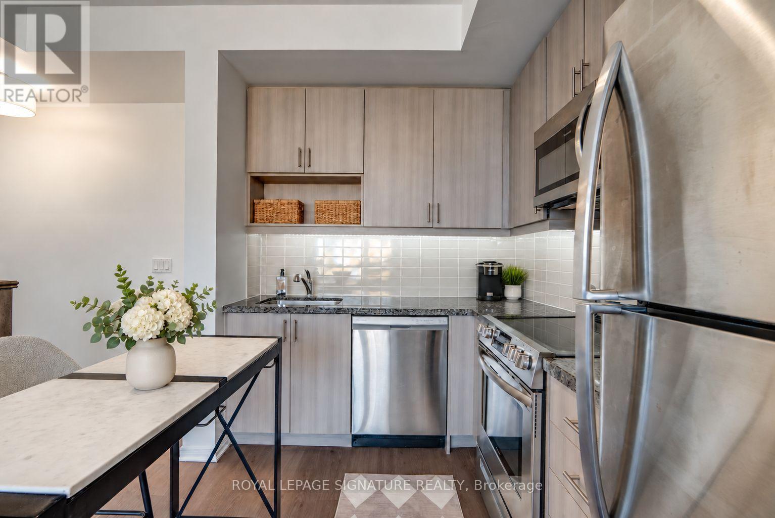 304- 1150 Briar Hill Avenue, Toronto, ON photo 8