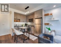 304 - 1150 Briar Hill Avenue, Toronto, ON M6B0A9 Photo 6