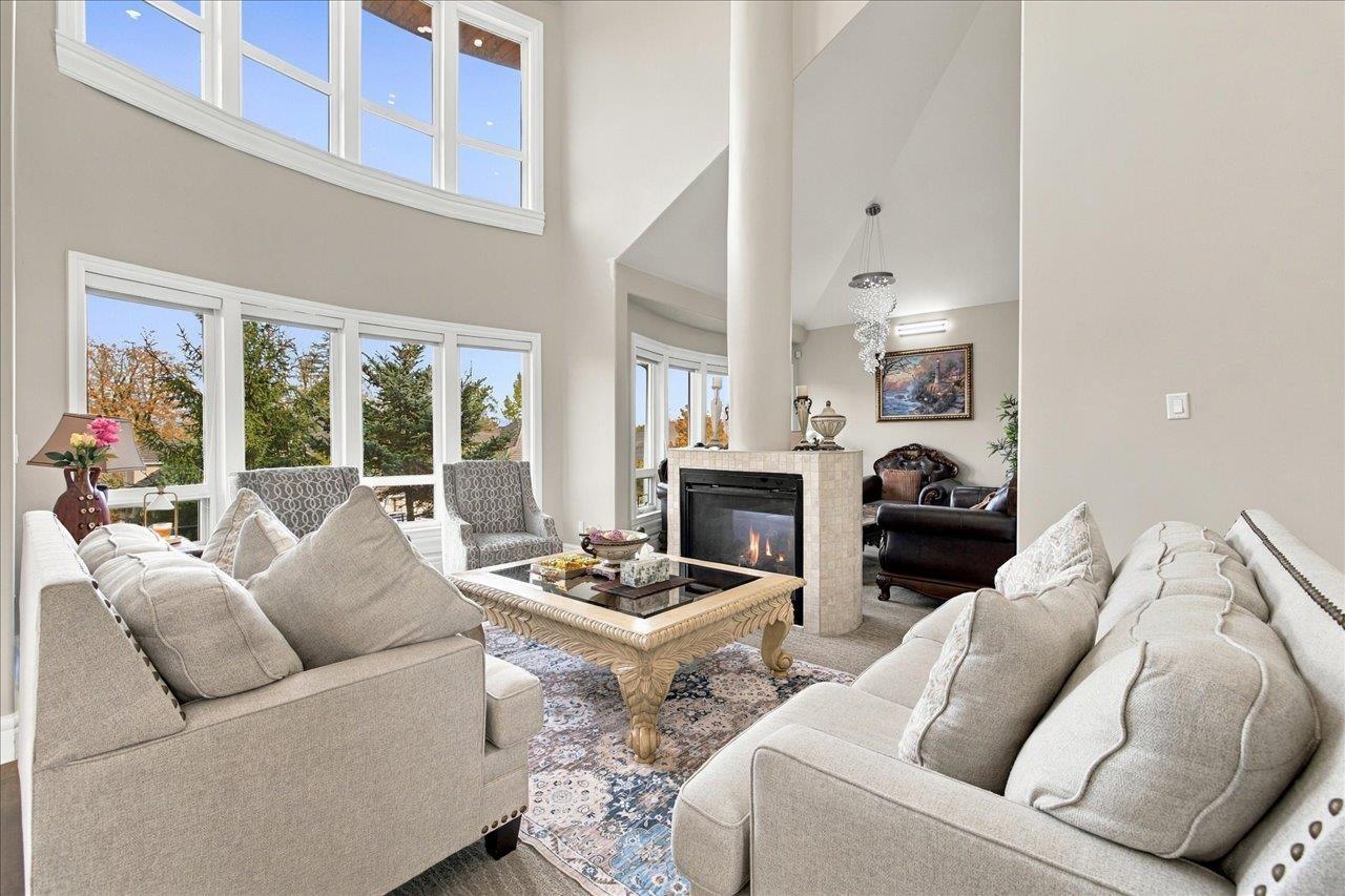 Photo of 11061 168 STREET 6