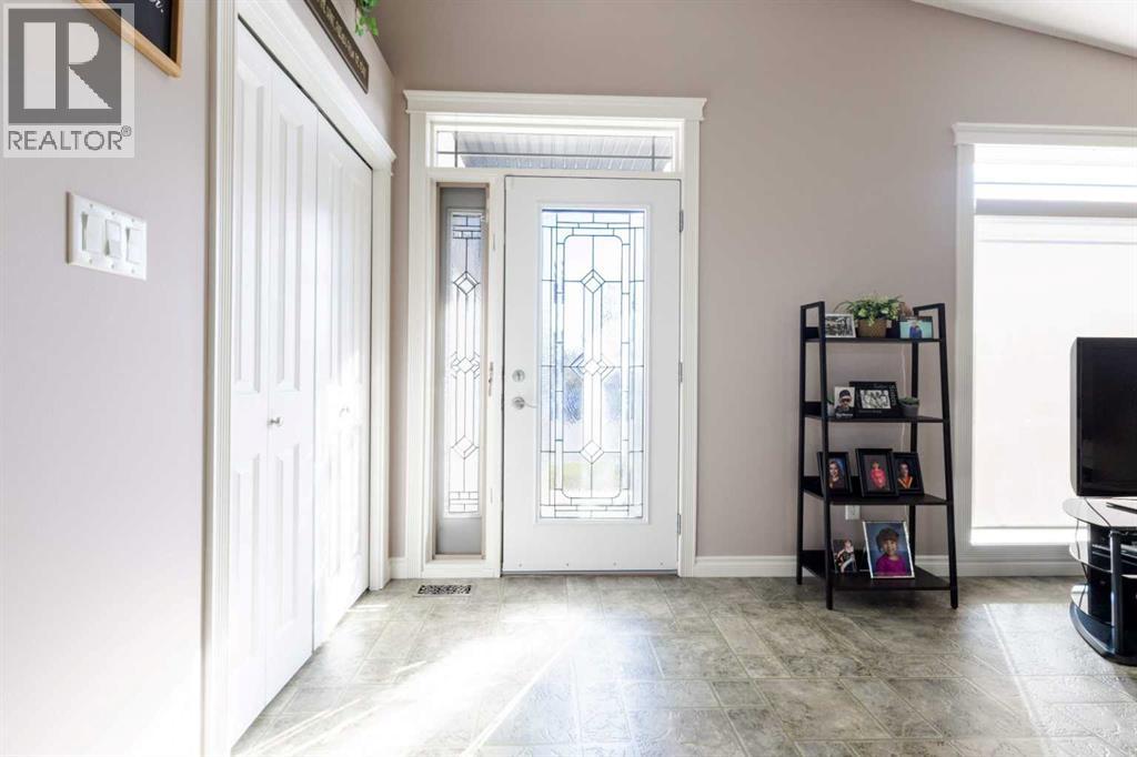 4635 62A Avenue, Taber — photo 4