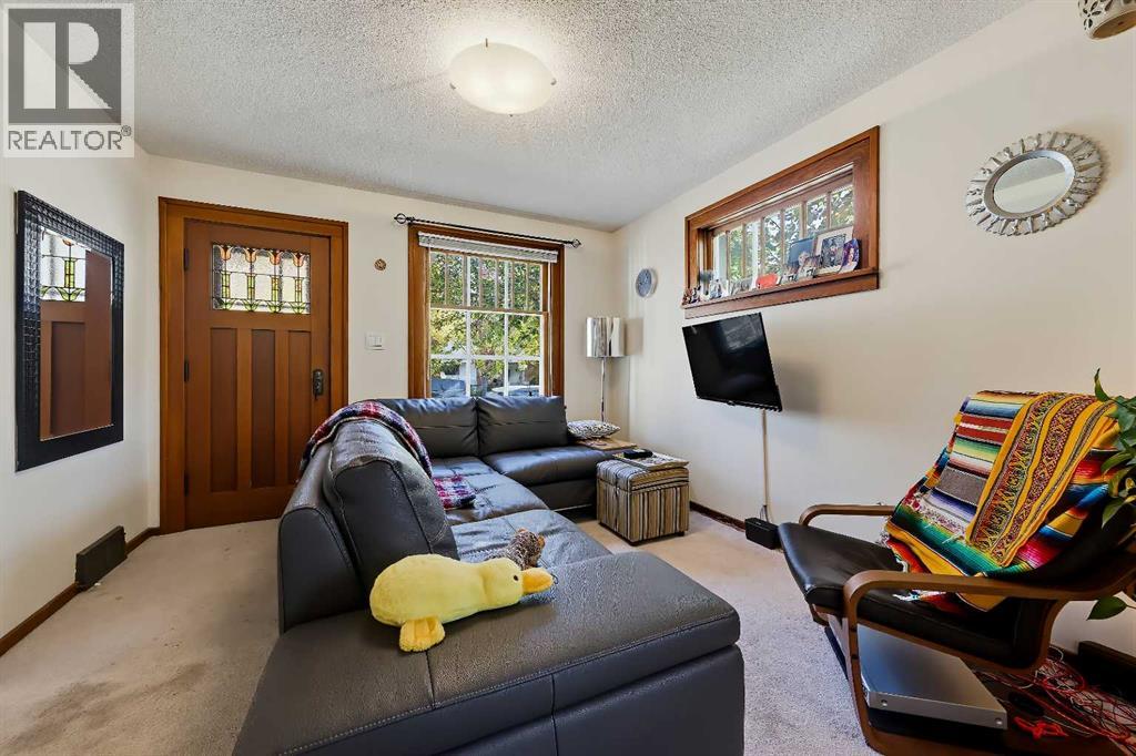 107 7A Street NE, Calgary — photo 14