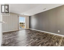 Bedroom - 401, 3500 Varsity Drive Nw, Calgary, AB T2L1Z5 Photo 7
