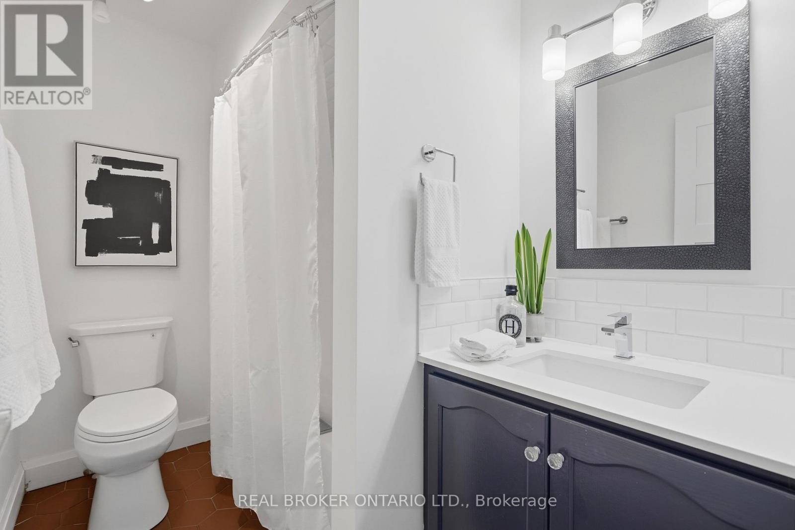 7 Rockhaven Lane, Hamilton, ON photo 32