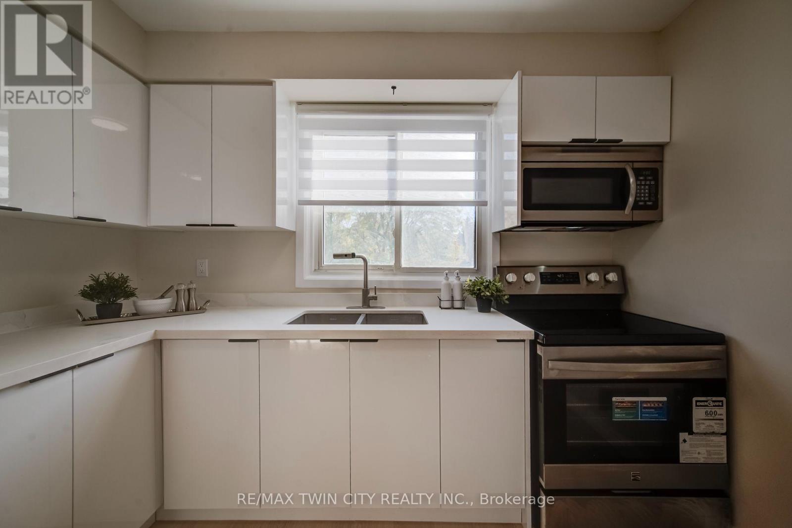 25- 121 Morgan Avenue, Kitchener, ON photo 7