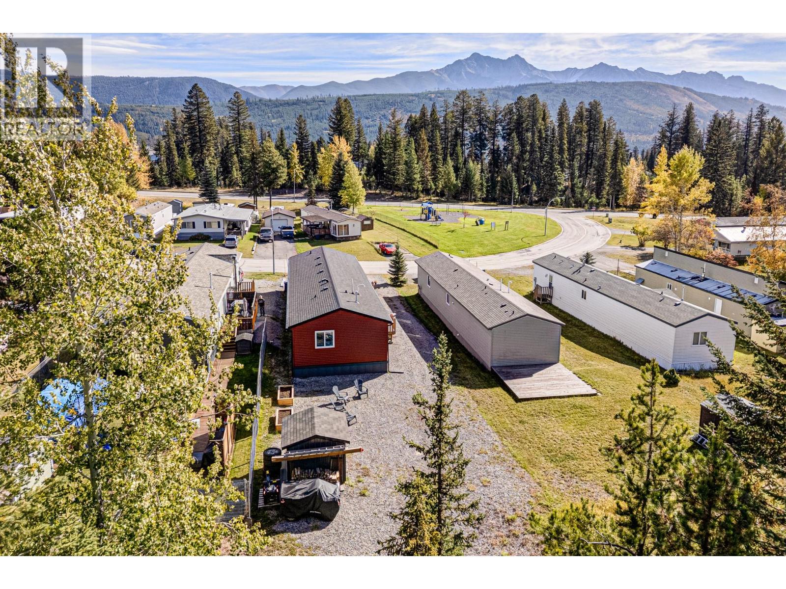 14 Delta Crescent - 40
