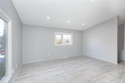 93 Vandale Street, Ste Anne, MB R5H1B8 Photo 18