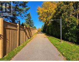 9 Cecil Kennedy Court, Petersburg, ON N0B2H0 Photo 18