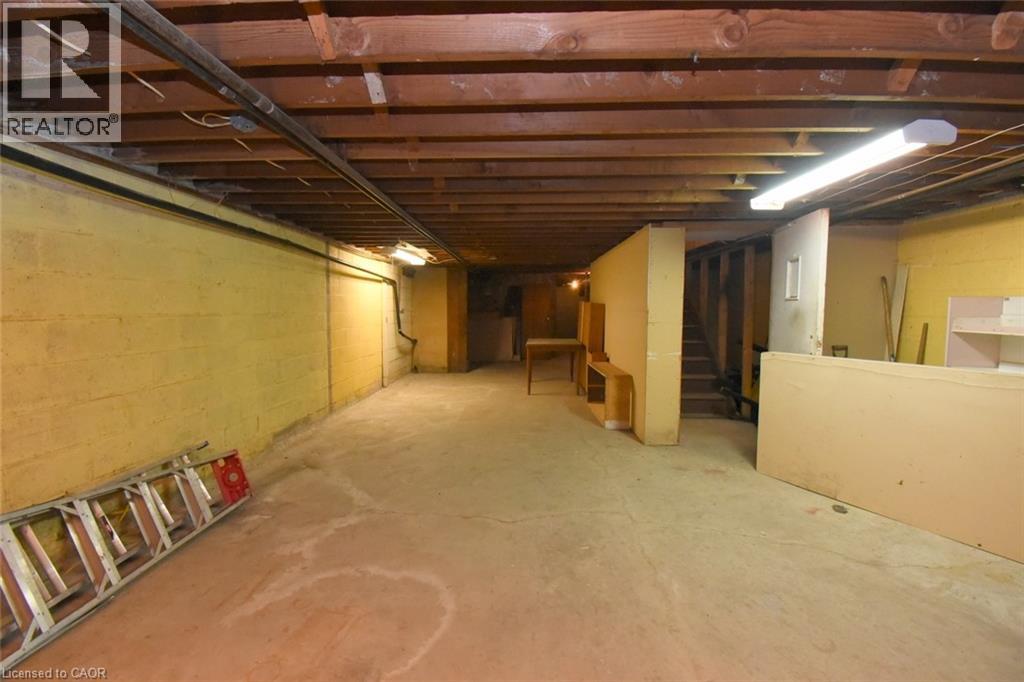 950 BARTON Street E, Hamilton — photo 12