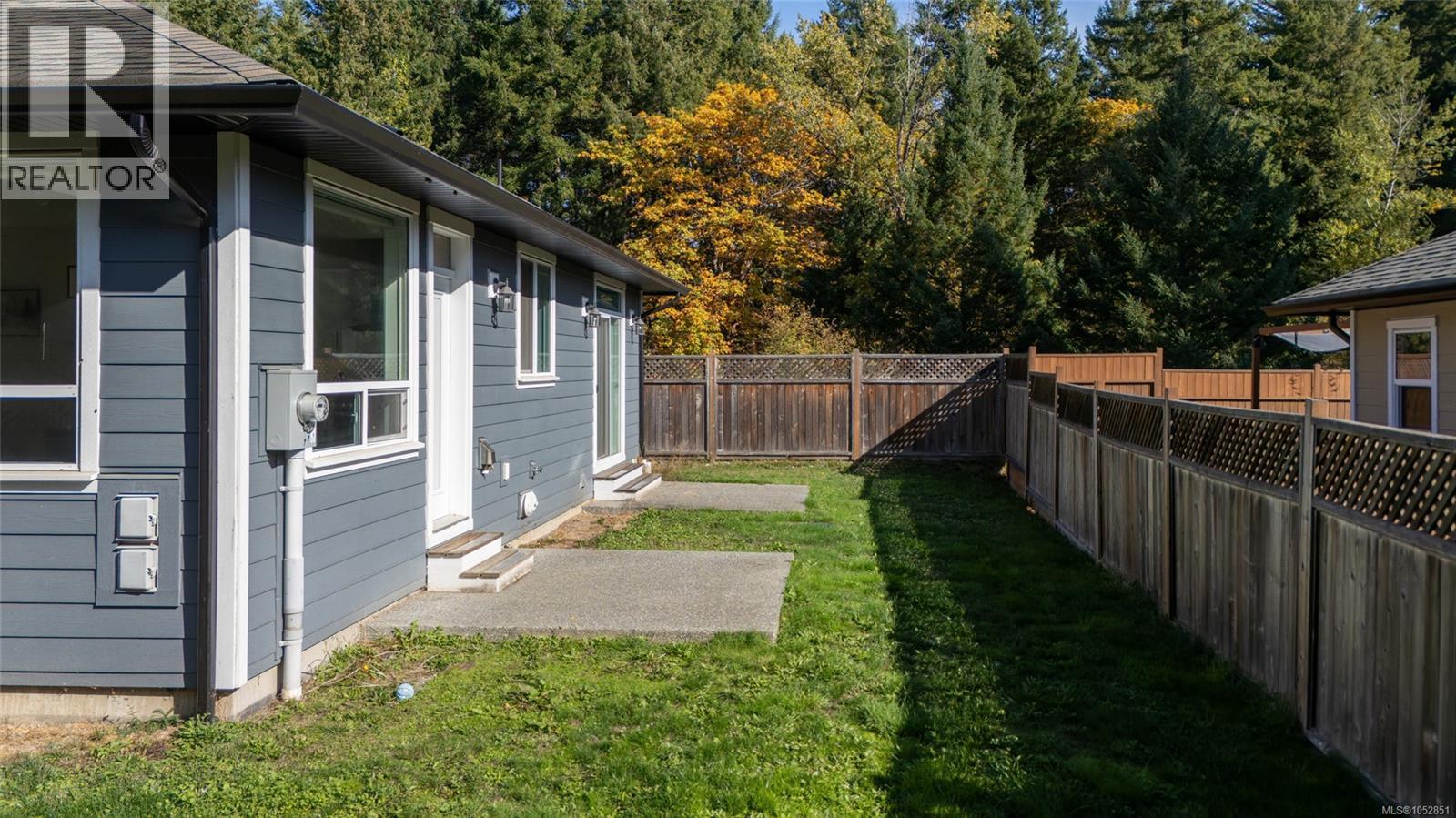 #37 3205 Gibbins Rd - 24