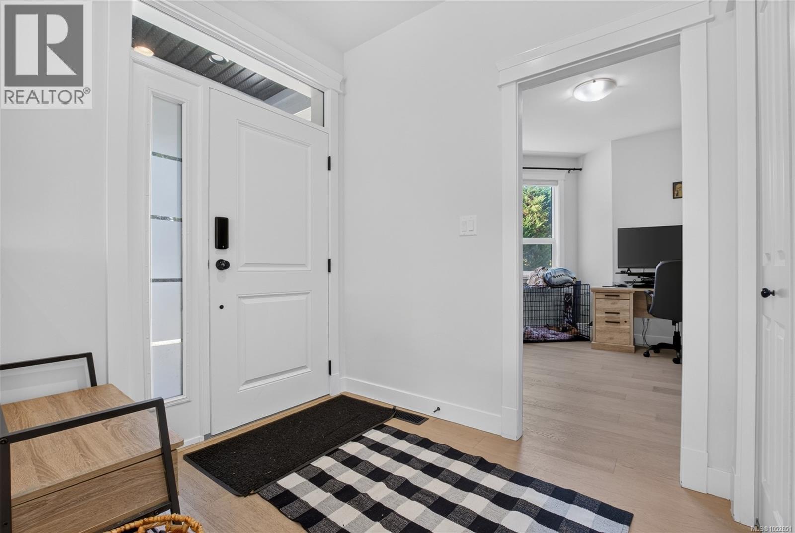 #37 3205 Gibbins Rd - 4
