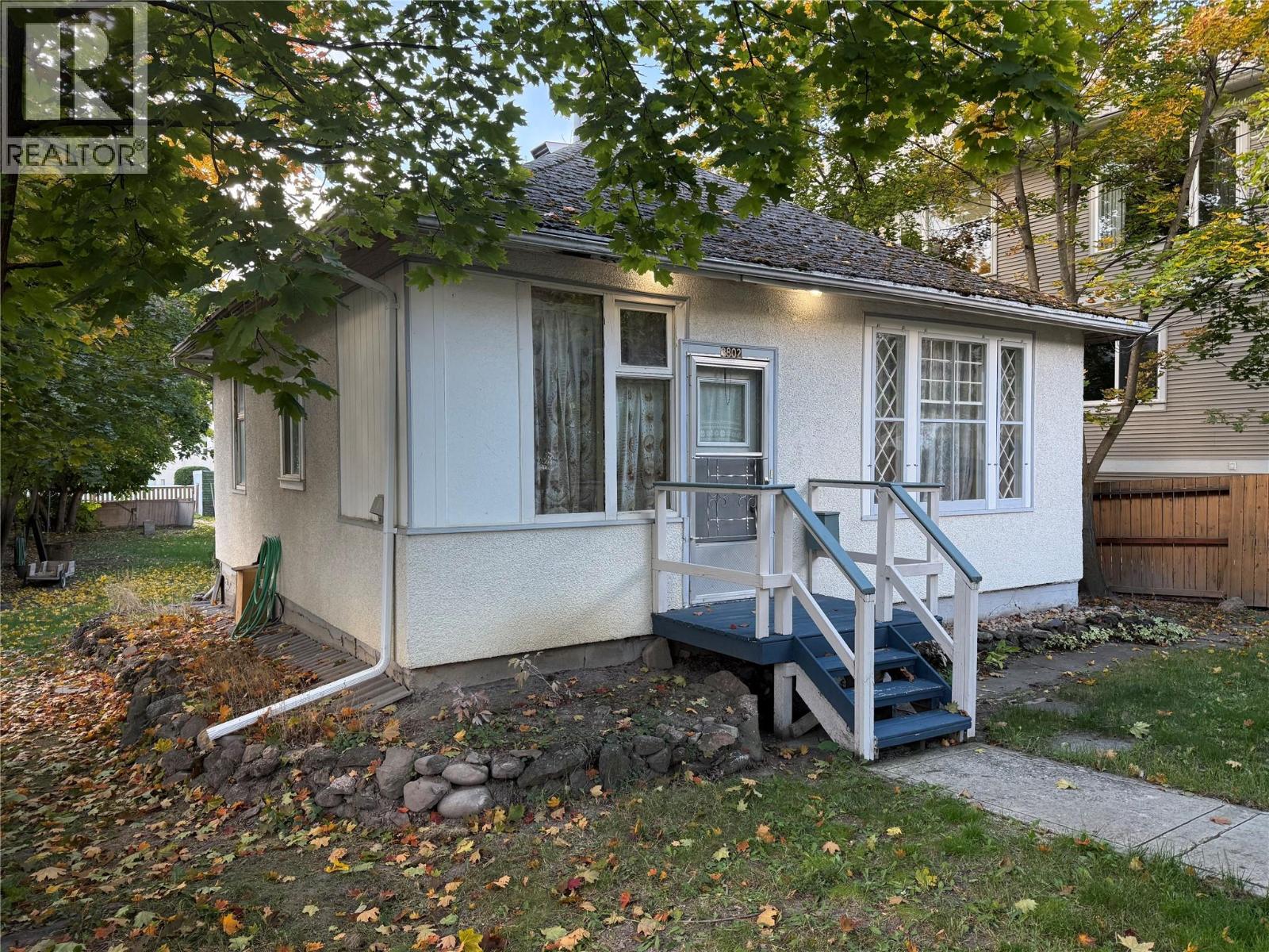3802 32 Avenue, Vernon