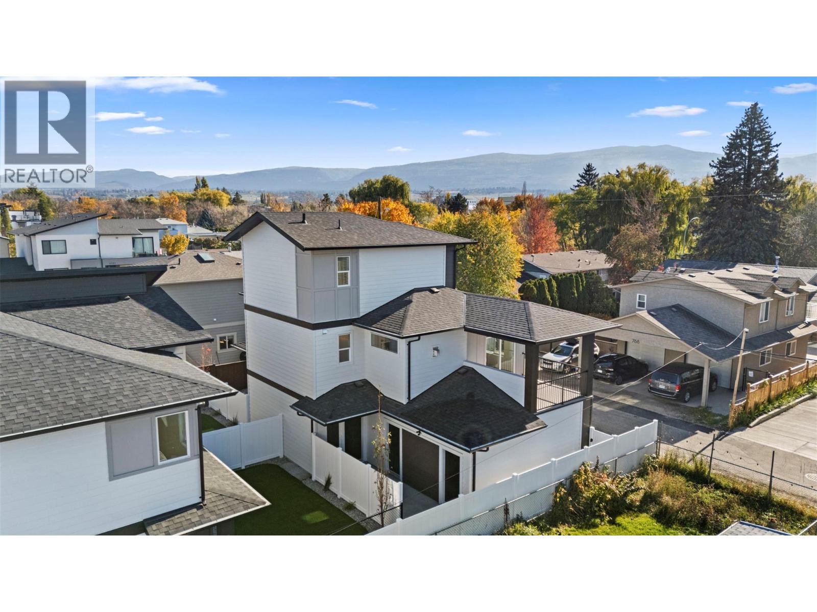 5 773 Kinnear Avenue, Kelowna