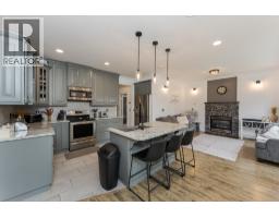 Photo 14 of 39, 10155 SKYLARK ROAD · Prince George, BC