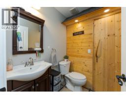 Photo 21 of 39, 10155 SKYLARK ROAD · Prince George, BC