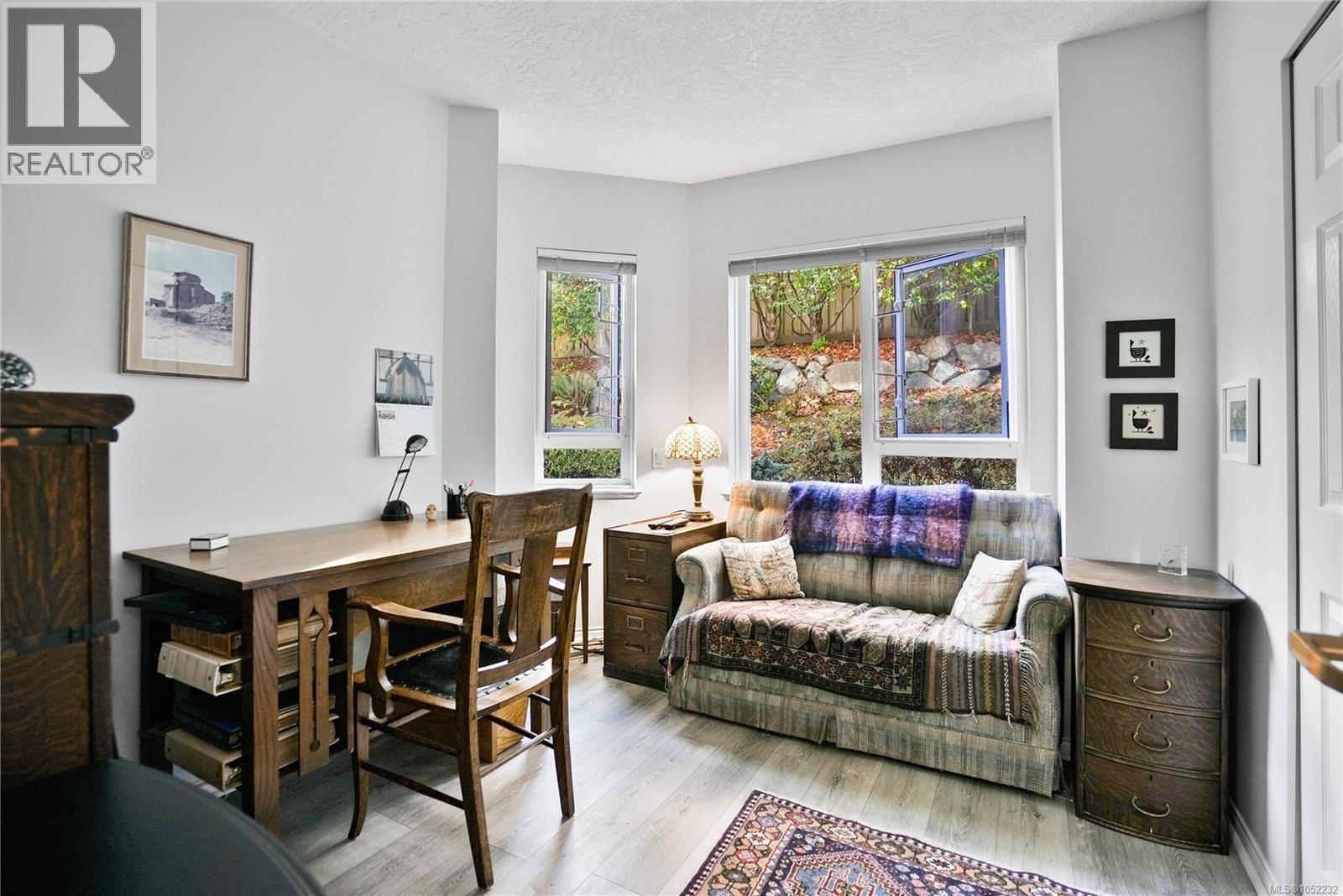 108 1521 Church Avenue, Saanich
