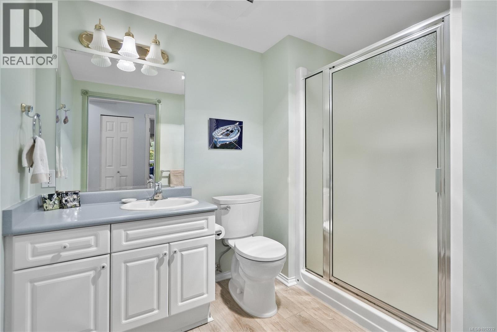108 1521 Church Avenue, Saanich