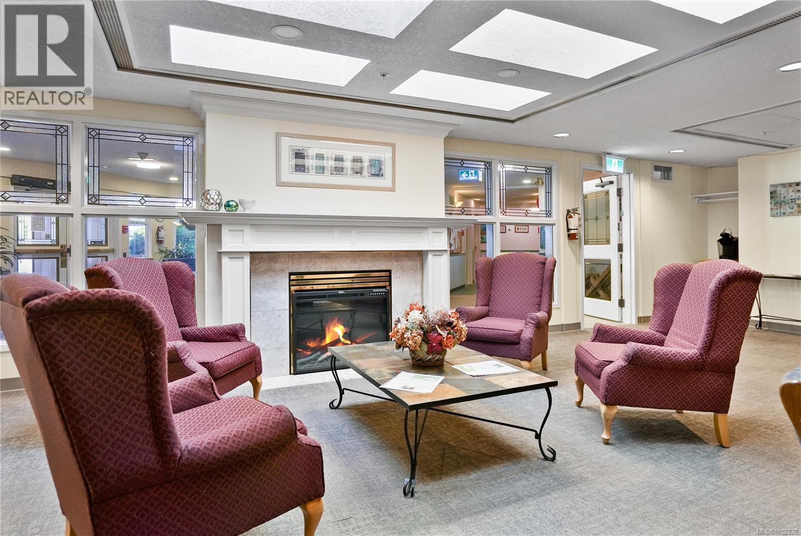 108 1521 Church Avenue, Saanich