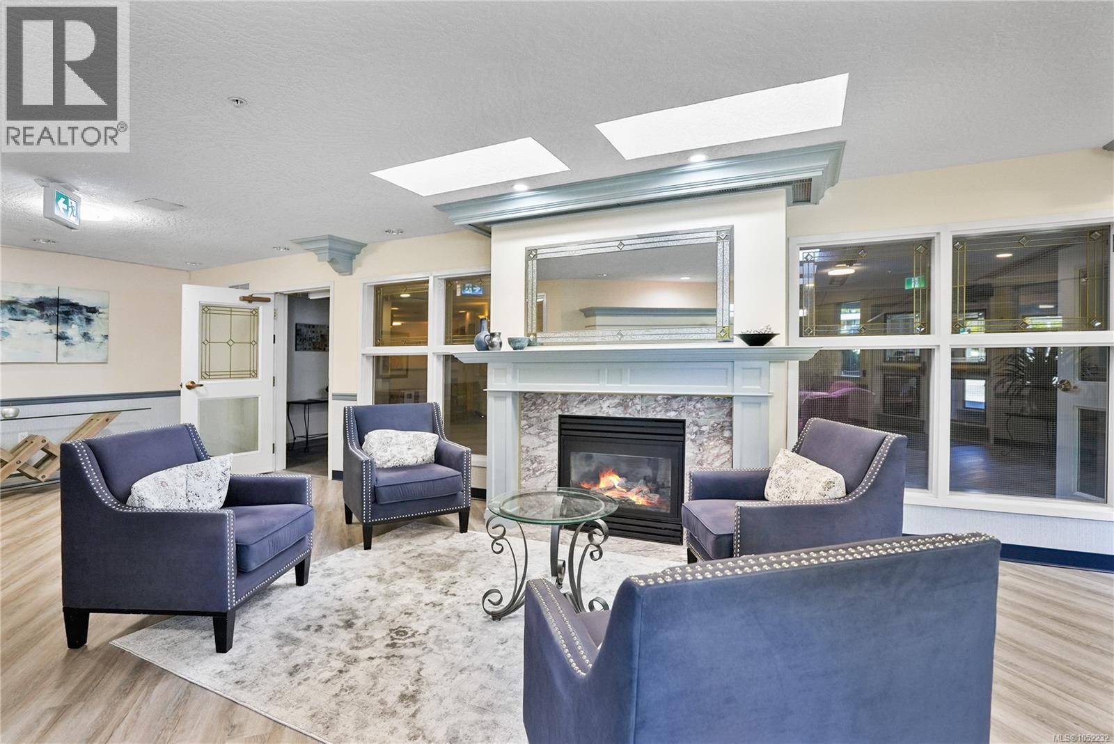 108 1521 Church Avenue, Saanich