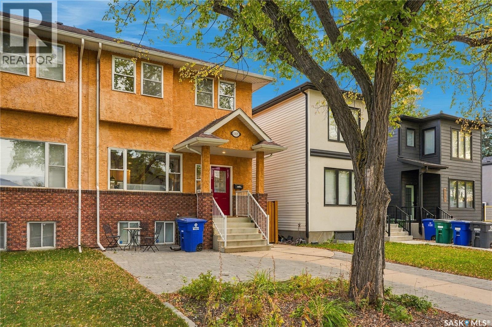 1107 9th STREET E, Saskatoon — photo 2