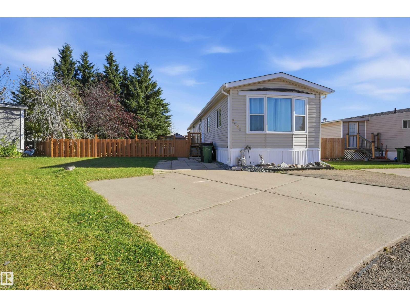 2626 10770 Winterburn RD NW, Edmonton