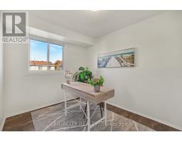 39 - 44 Foxfield Drive, Ottawa, ON K2J1P7 Photo 11