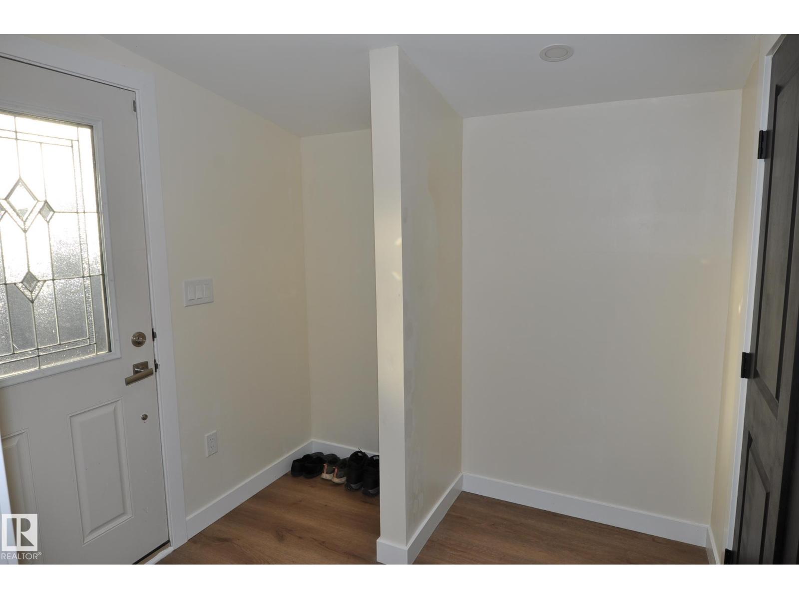 #26 10410 101 A Street, photo 5