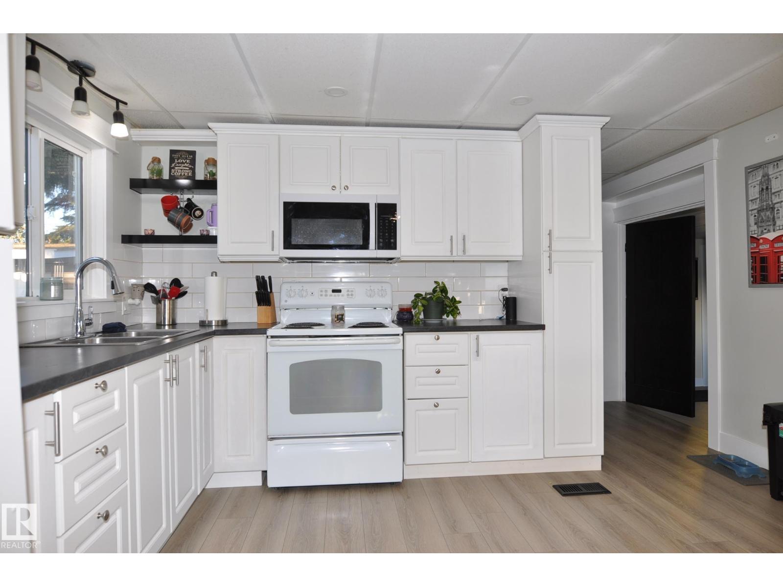 #26 10410 101 A Street, photo 22