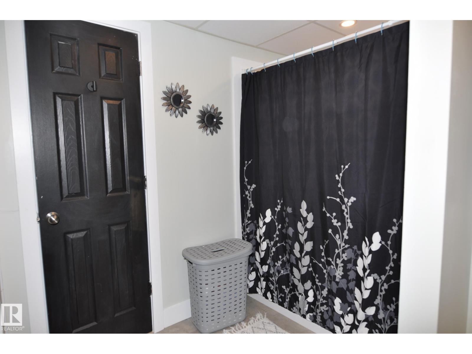 #26 10410 101 A Street, photo 35