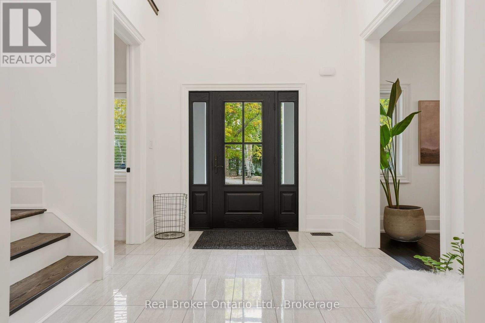 Photo of 175 NORTH SHORE BOULEVARD W